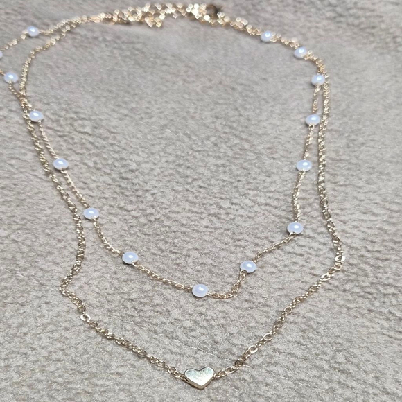 2 Piece Pearl and Heart Necklace Gold Plated NWOT - Picture 2 of 7